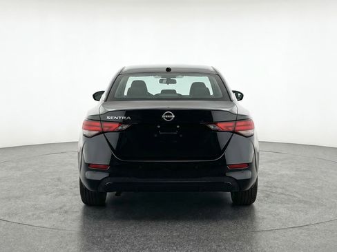 Used 2025 Nissan Sentra SV image 7