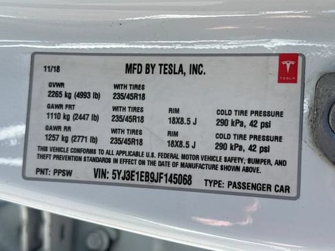 Used 2018 Tesla Model 3 Long Range AWD/4WD image 18