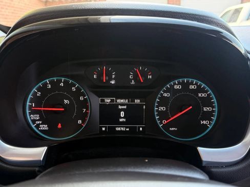 Used 2021 Chevrolet Traverse LS AWD/4WD image 28