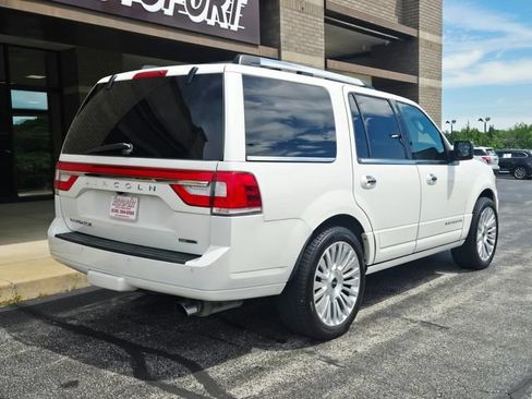 Used 2015 Lincoln Navigator 4WD image 6