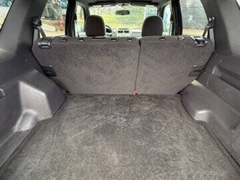 Used 2012 Ford Escape XLT AWD/4WD image 10