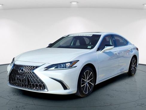 Certified 2023 Lexus ES 350 w/ Premium Package image 3