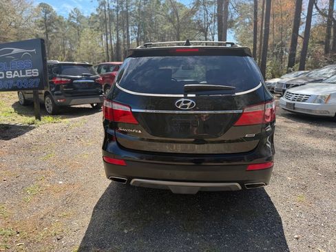 Used 2013 Hyundai Santa Fe GLS image 6