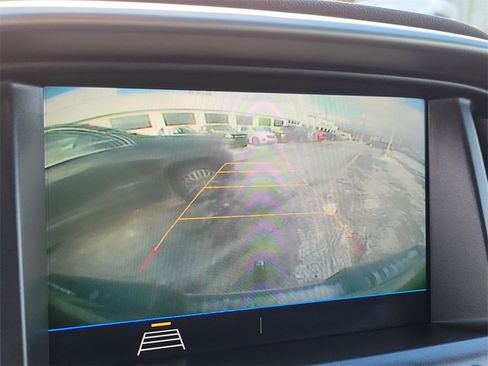 Used 2022 Chevrolet Colorado LT w/ LT Convenience Package image 25