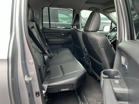 Used 2017 Honda Ridgeline RTL-E image 3