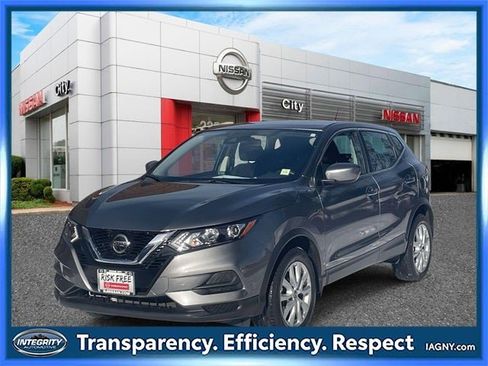 Certified 2022 Nissan Rogue Sport S image 4