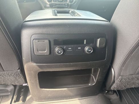 Certified 2020 GMC Yukon SLE w/ Convenience Package image 18