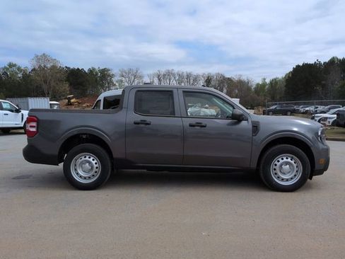 New 2026 Ford Maverick XL image 3