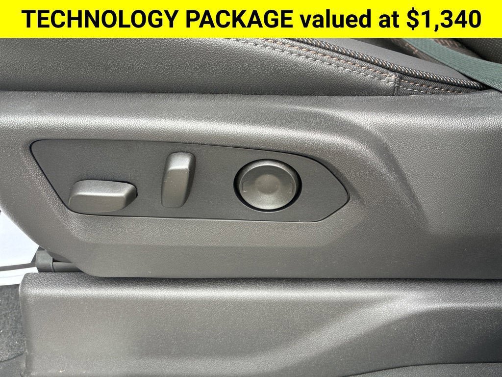 New 2026 Chevrolet Silverado 1500 High Country w/ Technology Package AWD/4WD image 3