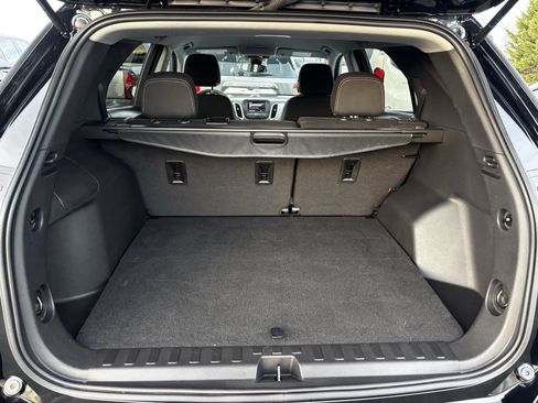 Used 2023 Chevrolet Equinox LS image 21