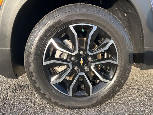 Used 2022 Chevrolet TrailBlazer ACTIV w/ Convenience Package image 9