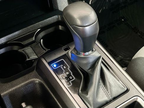 Used 2023 Toyota Tacoma TRD Off-Road AWD/4WD image 16