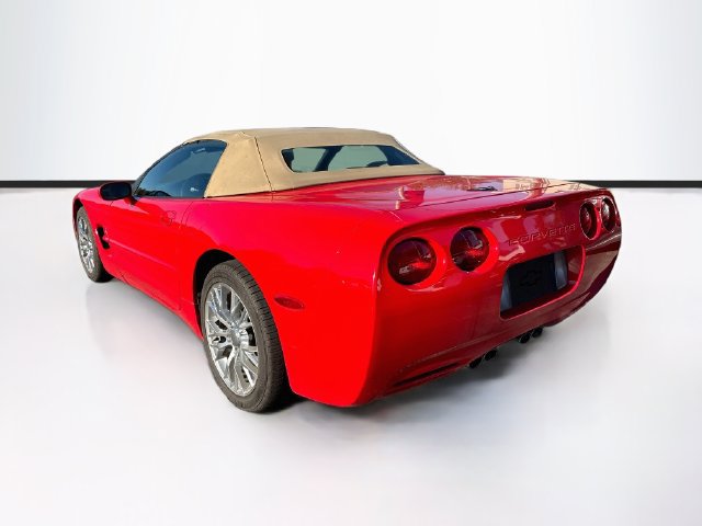 Used 2001 Chevrolet Corvette Convertible w/ Preferred Equipment Group2 RWD image 5