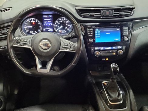 Used 2018 Nissan Rogue Sport SL w/ SL Premium Package image 22