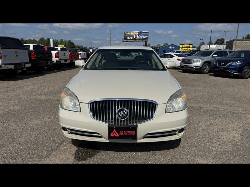 Used 2011 Buick Lucerne CXL w/ Driver Confidence Package FWD image 2