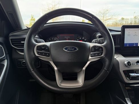 Certified 2023 Ford Explorer XLT w/ Equipment Group 202A image 14
