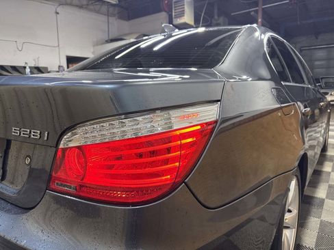 Used 2008 BMW 528i Sedan image 10