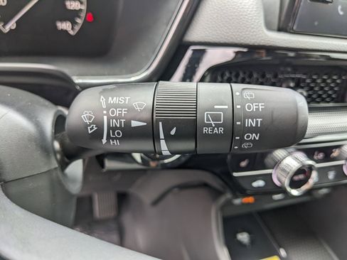 Used 2025 Honda CR-V EX-L image 30