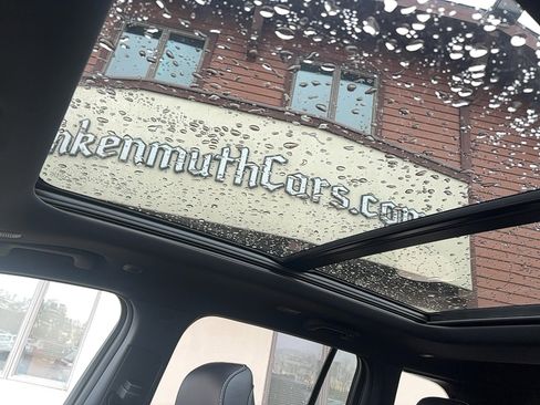 New 2025 Jeep Grand Cherokee Limited image 31