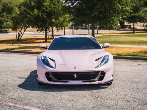 Used 2021 Ferrari 812 GTS RWD image 30