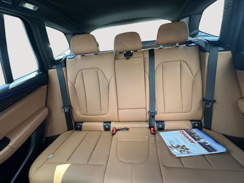 Used 2024 BMW X3 xDrive30i w/ Premium Package w/ZPA AWD/4WD image 12