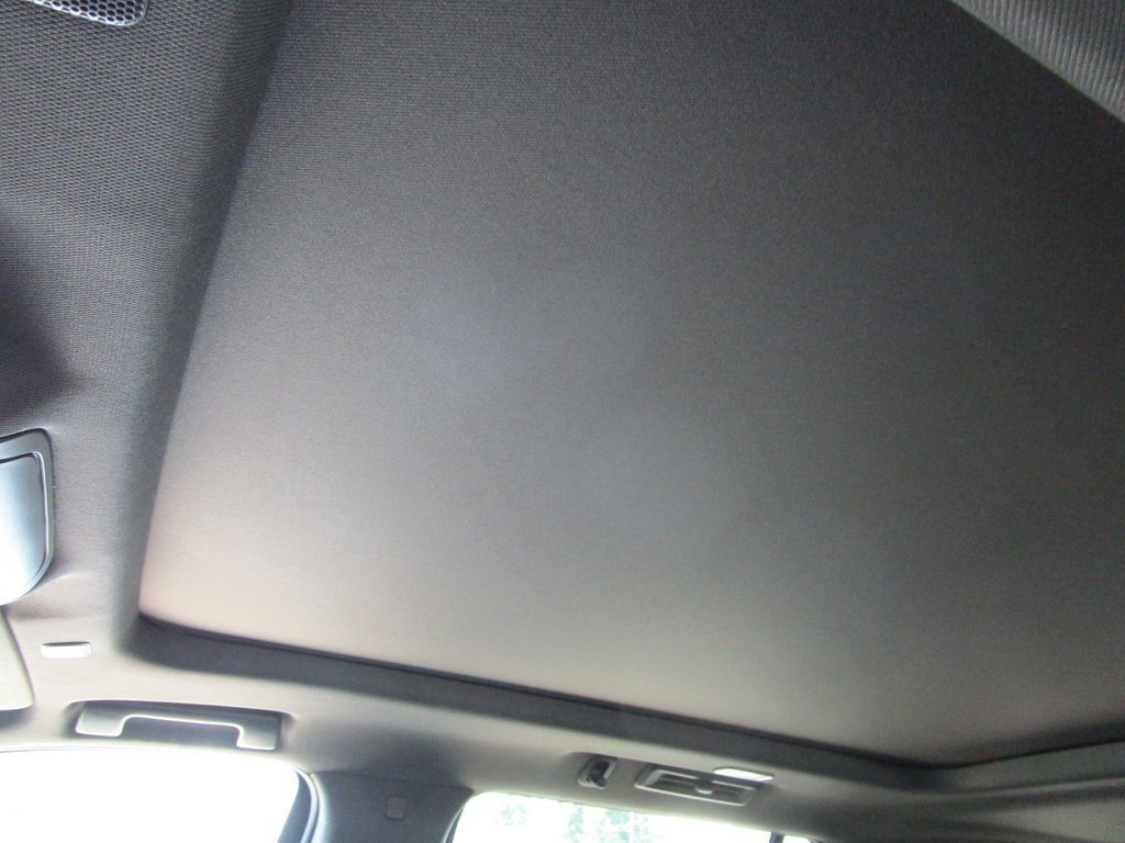 Used 2023 Chevrolet Tahoe LT w/ Luxury Package RWD image 49