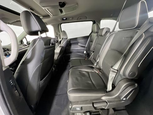 Used 2023 Honda Odyssey Elite image 25