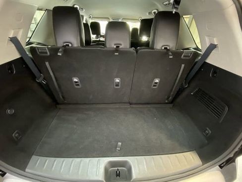 Used 2024 Nissan Pathfinder SL AWD/4WD image 31