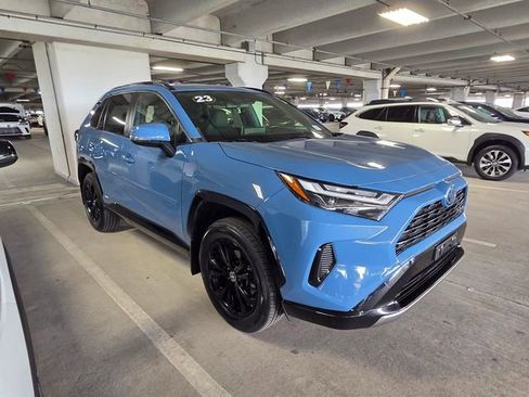 Used 2023 Toyota RAV4 SE w/ SE Grade Weather Package AWD/4WD image 2