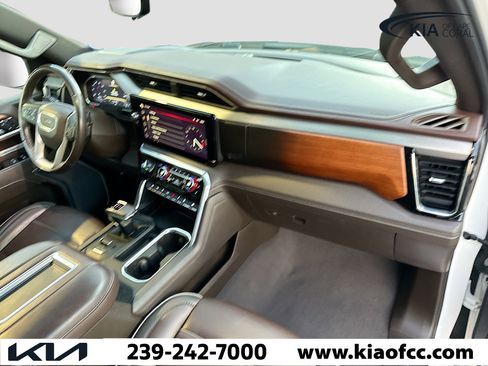 Used 2022 GMC Sierra 1500 Denali w/ Technology Package image 13