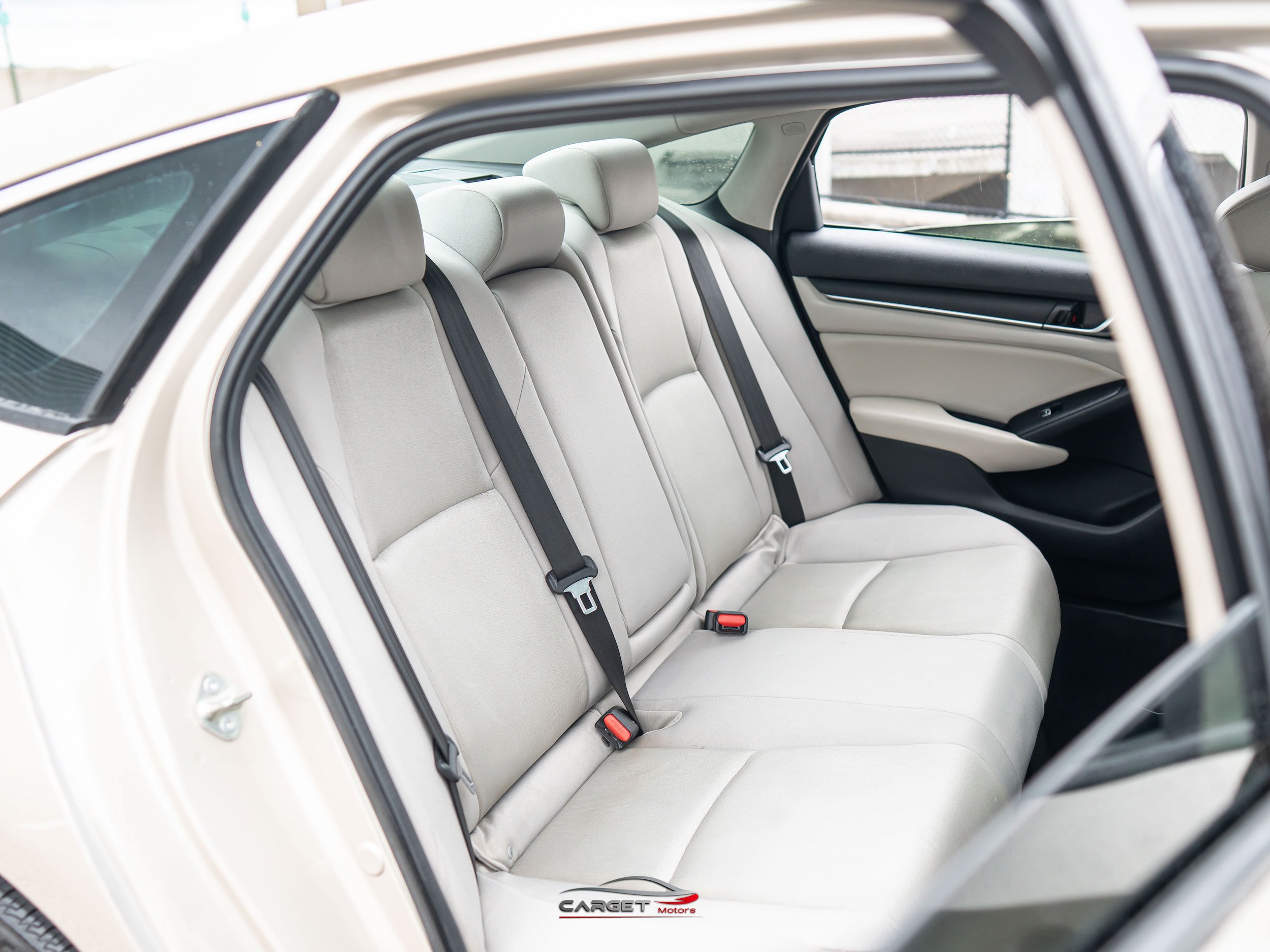 Used 2020 Honda Accord EX image 18