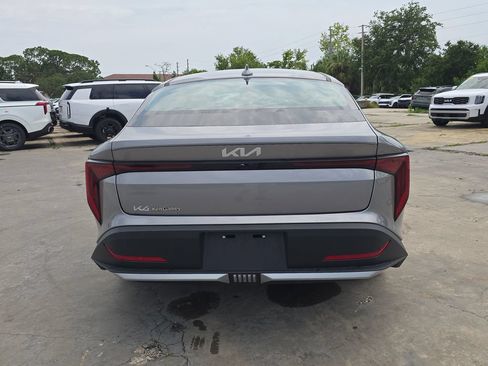 New 2026 Kia K4 FWD image 7
