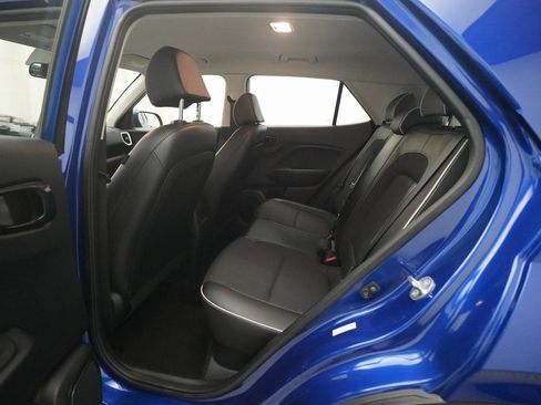 Used 2023 Hyundai Venue Limited w/ Cargo Package image 15