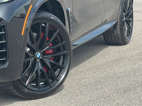 New 2026 BMW X5 sDrive40i w/ M Sport Package image 3