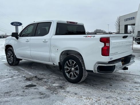 Used 2024 Chevrolet Silverado 1500 LT image 3