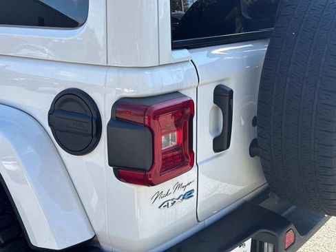 Used 2024 Jeep Wrangler Unlimited Sahara image 12