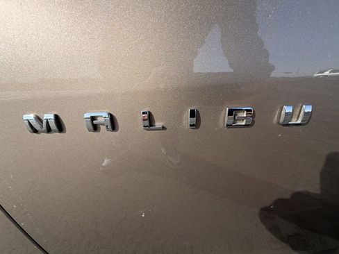 Certified 2018 Chevrolet Malibu LT image 31