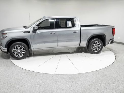 Used 2024 GMC Sierra 1500 SLT w/ SLT Premium Plus Package AWD/4WD image 36