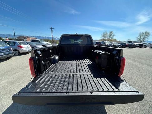Used 2026 Toyota Tundra Limited AWD/4WD image 13