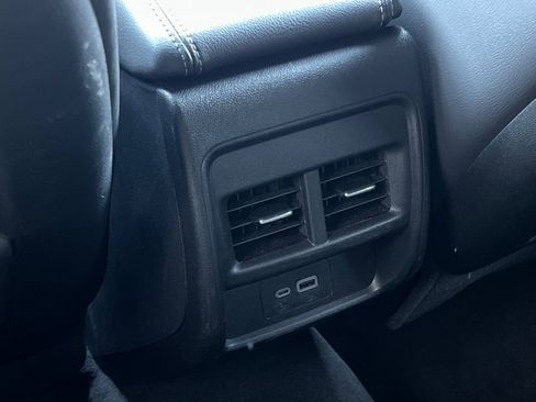 Certified 2025 Cadillac XT4 Premium Luxury image 44