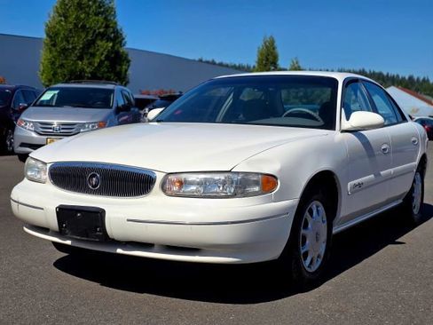 Used 2001 Buick Century Custom w/ Premium Pkg FWD image 4