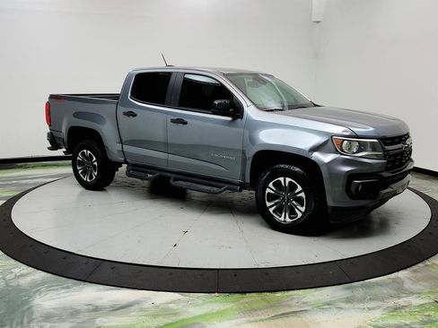 Used 2021 Chevrolet Colorado Z71 w/ Safety Package image 3