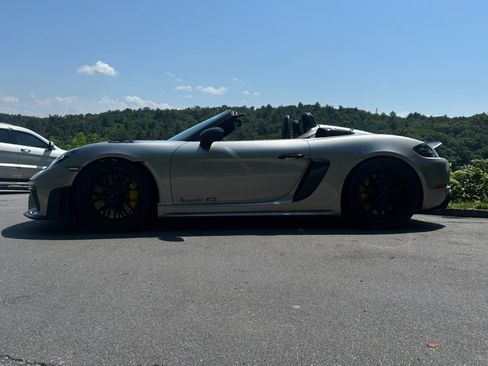 Certified 2025 Porsche 718 Boxster Spyder RS image 2