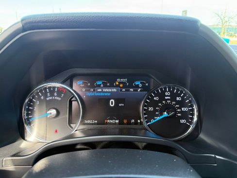 Used 2021 Ford Expedition XLT image 28