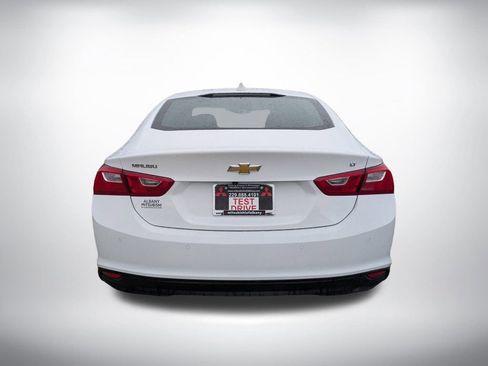 Used 2024 Chevrolet Malibu LT image 4