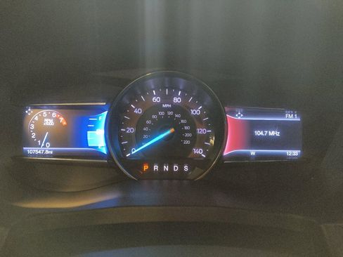 Used 2017 Ford Explorer XLT w/ Equipment Group 201A FWD image 23