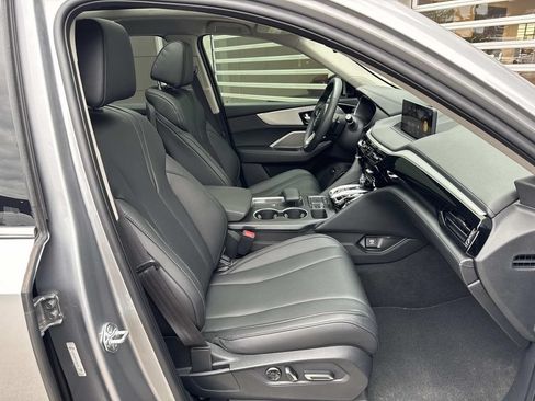Used 2024 Acura MDX SH-AWD image 9