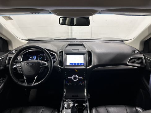 Used 2020 Ford Edge Titanium w/ Equipment Group 301A AWD/4WD image 15