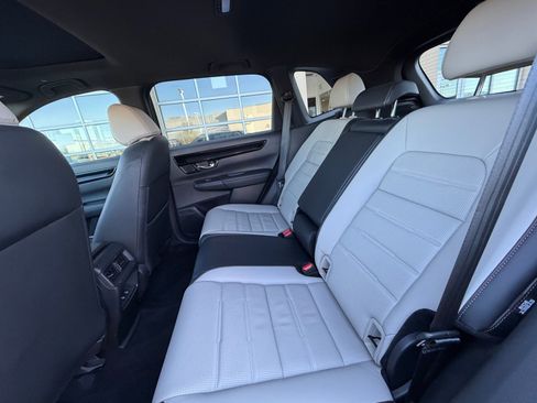 Used 2024 Honda CR-V Sport Touring image 17