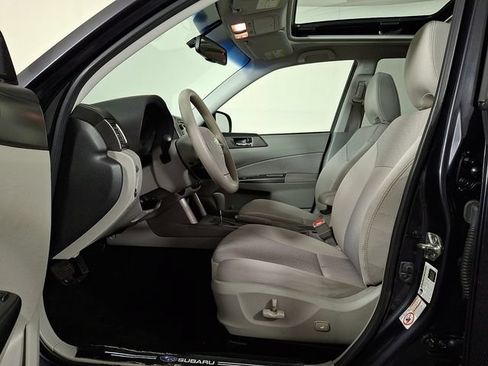 Used 2013 Subaru Forester 2.5X Premium w/ All-Weather Plus Pkg AWD/4WD image 14